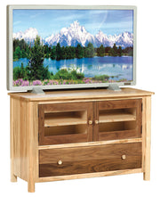 Amish Cornwell Medium TV Stand