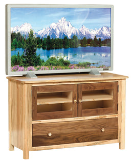 Amish Cornwell Medium TV Stand
